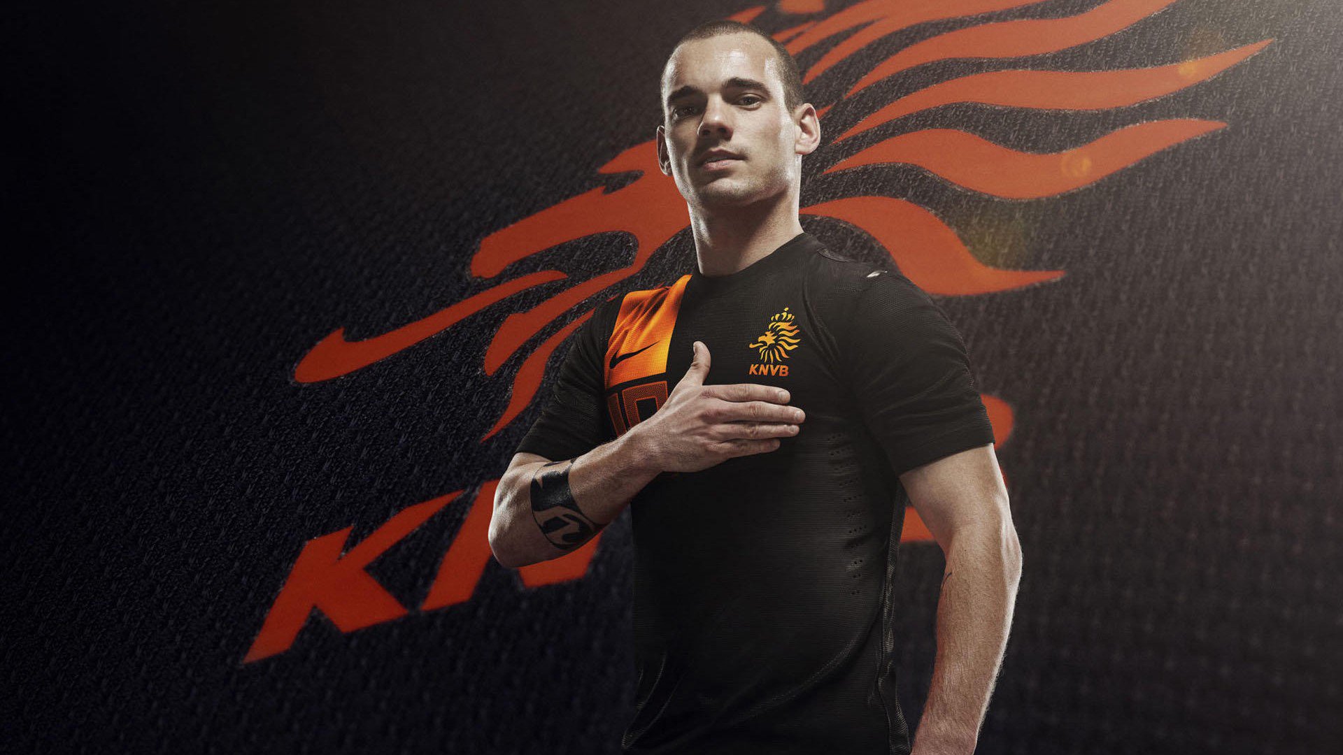 乐鱼电竞在线平台-拜仁利用中场断球快速反击打穿博卡，拜仁顶级中场